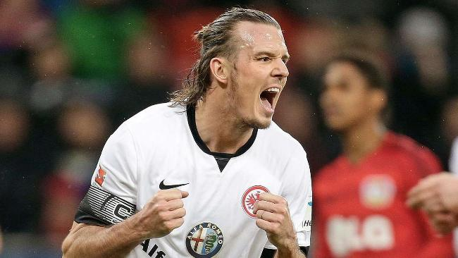 带拉伤的风 带拉伤的风