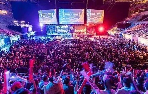 爱德华兹的 爱德华兹的